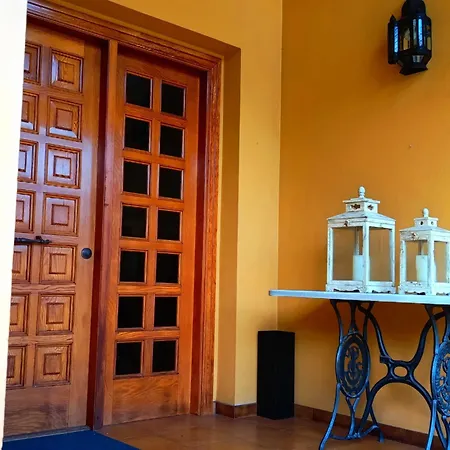 Casona La Zampuca 펜션 기욘